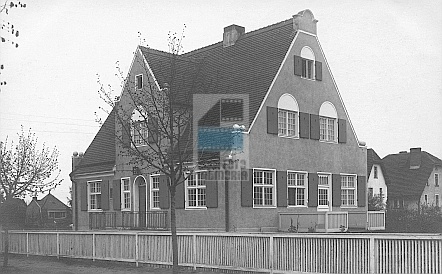 JC 027378 GDAŃSK-OLIWA Grottgera_8_1924 , Dom inżyniera Singera przy d. Lessingstraße.jpg