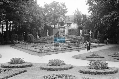 1b87a4613ebc2bbe853c298092adf0fd